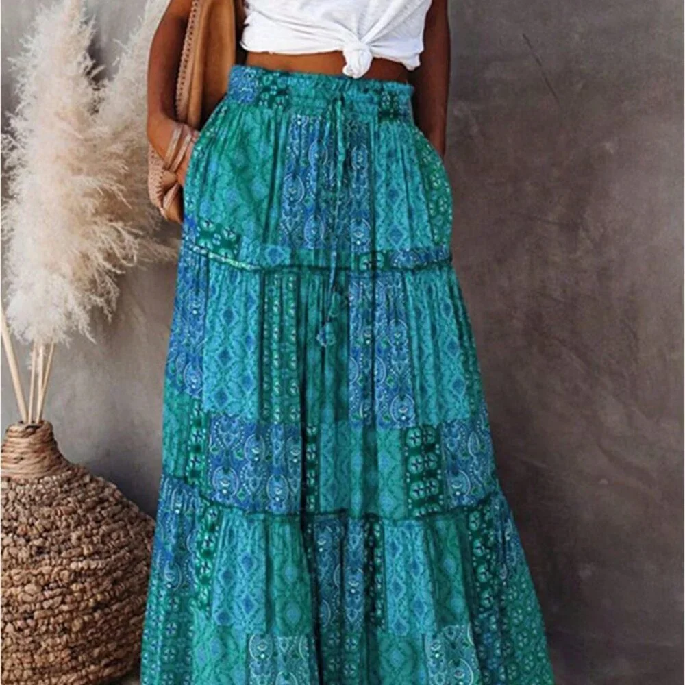 Green Bohemian Women's Elastic High Waist Tiered Long Skirt with Pockets